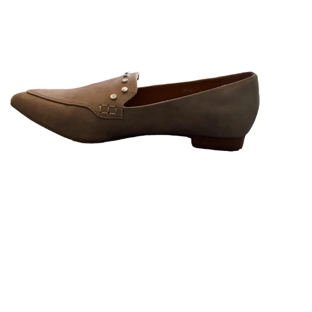 Report Donata Loafer Flats